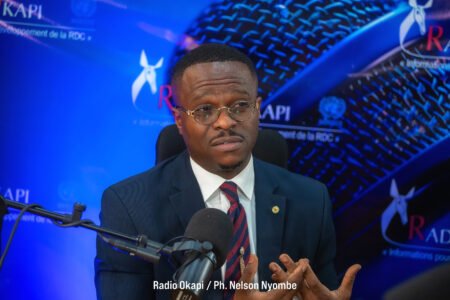 «Vers unité génération des jeunes bâtisses de paix en république décratique du congo», theme au cœr d’Ue conférence organisatione par le movement citoyen eclairé e à kinshasa.