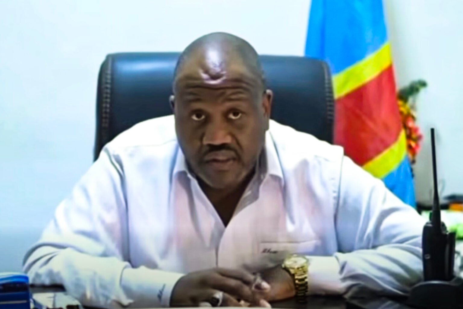 Après sa vidéo sur les réseaux sociaux, le commissaire principal Junior Mboso arrêté et auditionné