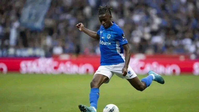 Jupiler Pro League : Joris Kayembe sauve Genk face à Anderlecht