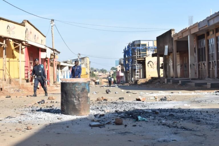 Graves blessés et dégâts matériels importants lors d’une bagarre entre élèves à Matadi