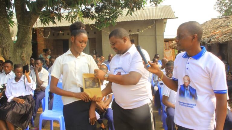 Les Orphelins du Vih / Sida de Kindu en difficile Scolaire Faute de Fournitures Scolaires