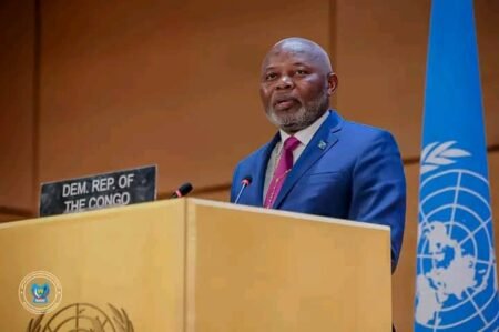 Vital kamerhe Réceptionne la Pétition Visant SA DÉTUTUTION