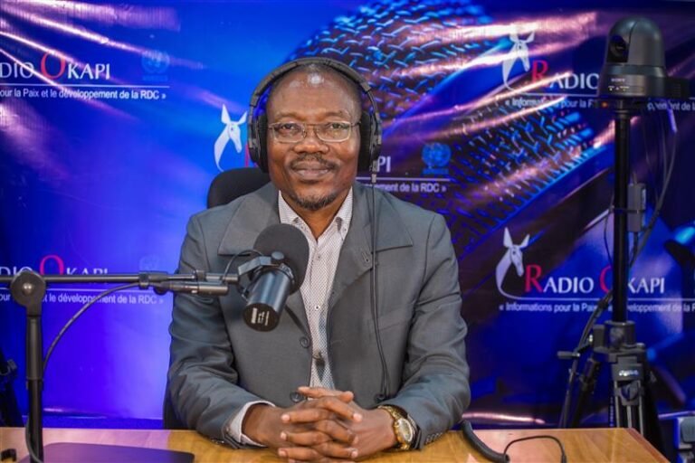 Commentaire le composant face à une personnalité un peu personne?