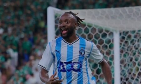 Les pyramides s’élèvent, Mayele les couronne !