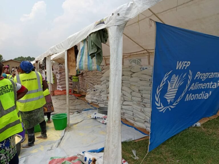 Evelyn Etti affirme l’engagement du PAM à continuer de soutenir les déplacés au Nord-Kivu