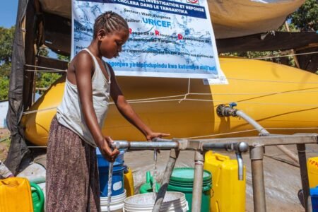 La réponse multiforme de l’UNICEF à l’épidémie de choléra au Tanganyika