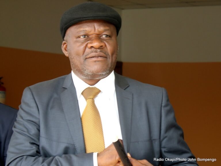 Affaire Roger Lumbala : la défense dénonce le silence des autorités françaises