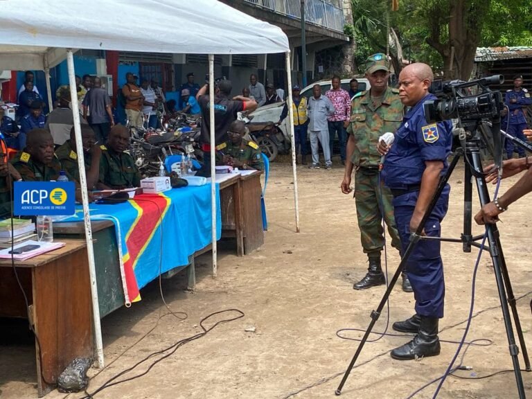 Procès en flagrance contre un policier accusé de meurtre à Mbandaka