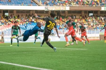 Linafoot Ligue 1 : l’AS Vita Club et l’OC Renaissance se neutralisent