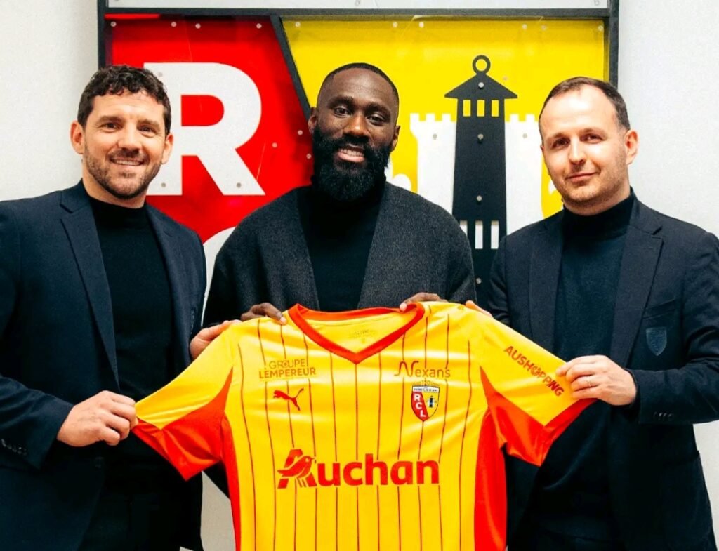 Mercato : RC Lens, endroit idéal pour relancer Arthur Masuaku ?