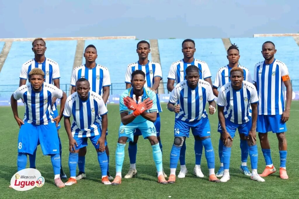 Linafoot Ligue 1 : New Jak FC s’impose à Kindu et relance la course aux playoffs
