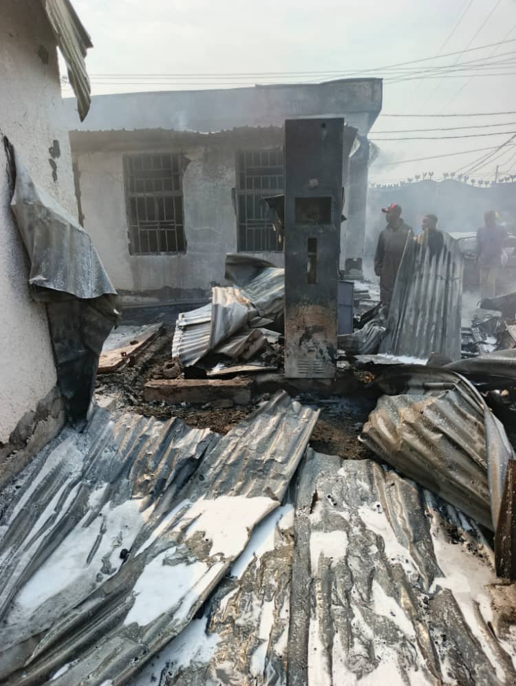 Plus de 100 familles sans abri après un violent incendie au quartier Mapendo à Goma