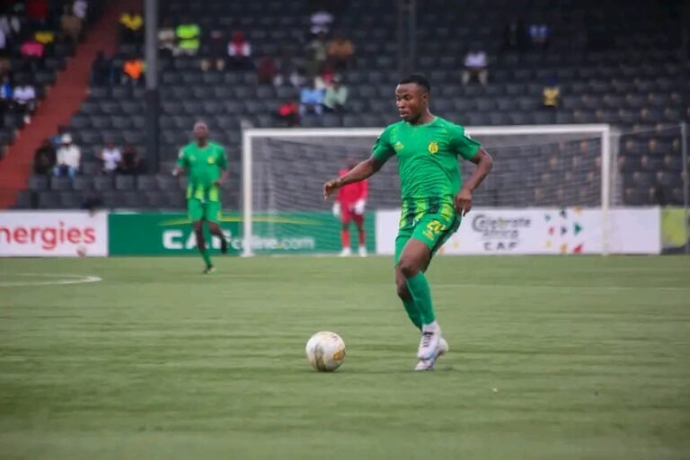 Linafoot Ligue 1 : l’AS Maniema Union s’impose face à l’OC Renaissance du Congo sans jouer