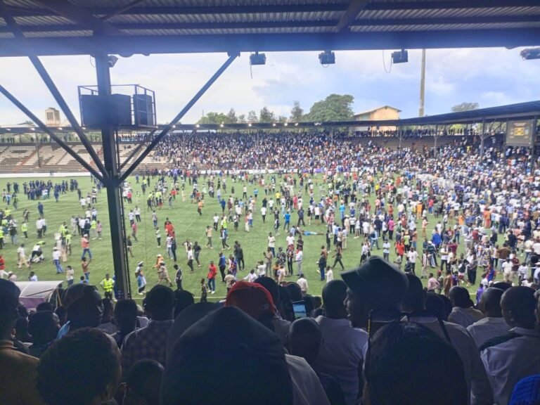 LINAFOOT : interruption du match Mazembe-Lupopo à la suite des tensions au stade Kamalondo