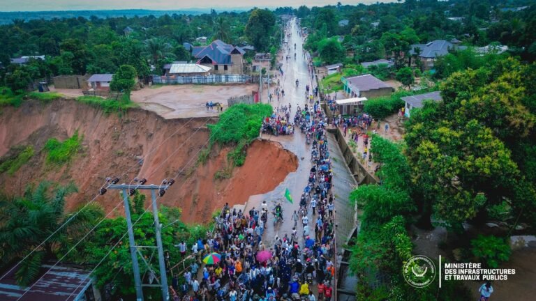 Lancement des travaux d’urgence sur la route coupée par un ravin à Kikwit