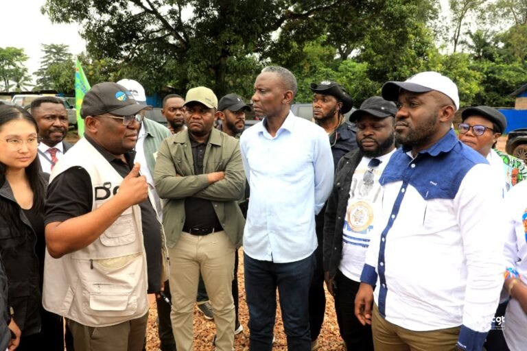 John Banza satisfait de l’évolution des travaux de modernisation de l’Hôpital Général de Référence de Kikwit