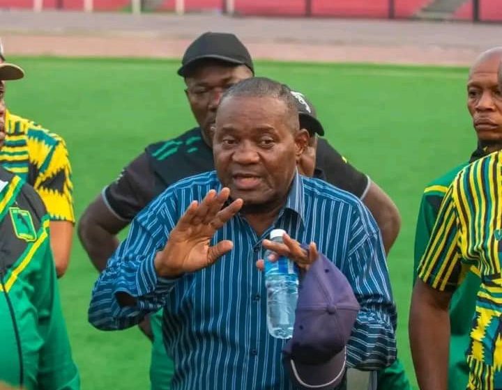 Linafoot Ligue 1 : « C’est le manque d’entraînement », déclare Barthélemy Ngatsono après le nul face à Céleste FC