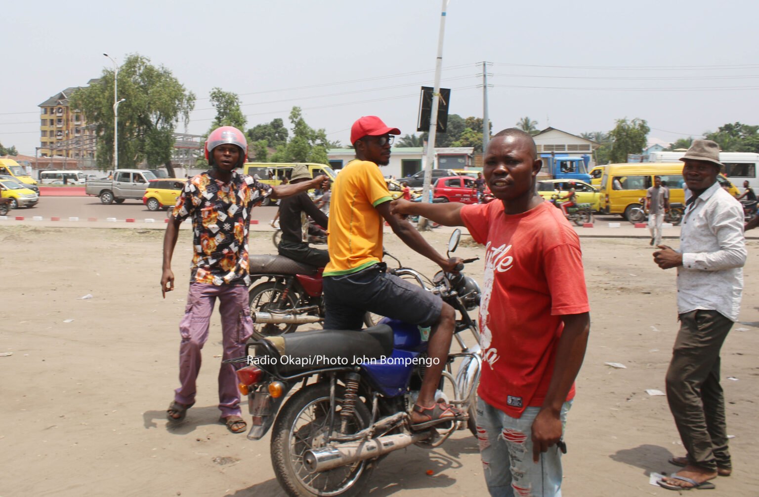 Interdiction de certaines catégories sur les taxis-motos à Kinshasa