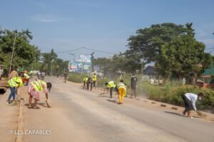 Mbuji-Mayi : l’assainissement des routes asphaltées à l’arrêt, des balayeuses réclament 9 mois d’impayés