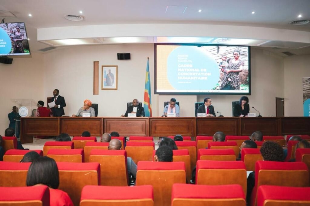 Le Phare : « Crise humanitaire en RDC : le Gouvernement relance le CNCH »