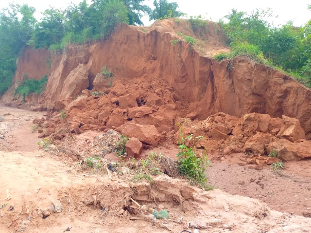 Au moins 10 morts dans un éboulement de terre au Maniema