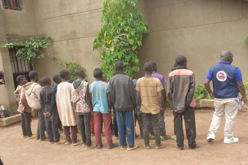 Traité d’êtres humains en Ituri : 245 enfants disparus en 2025, alerte l’OIM