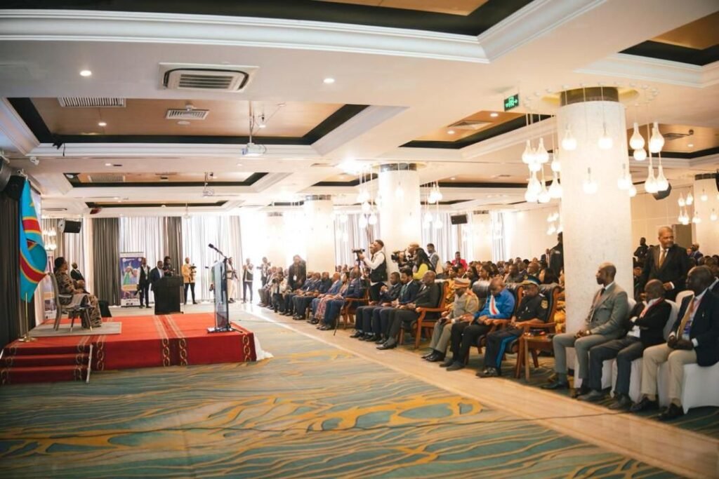 Infos 27 : « Routes, bâtiments, ouvrages publics : la RDC ouvre le chantier des normes nationales »