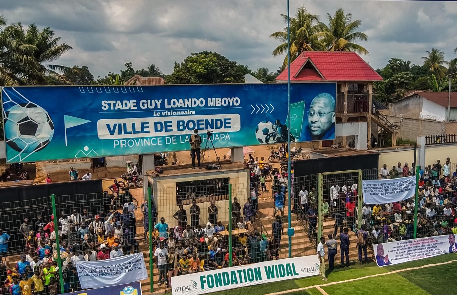 Foot : Véron Mosengo et ses vice‑présidents effectuent leur première tournée à Boende et Mbandaka