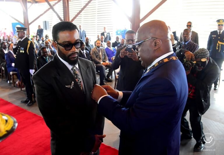 Distinction Nationale : Le Dr Lohanga Konga célèbre l’élévation de Fally Ipupa à l’Ordre National du Léopard