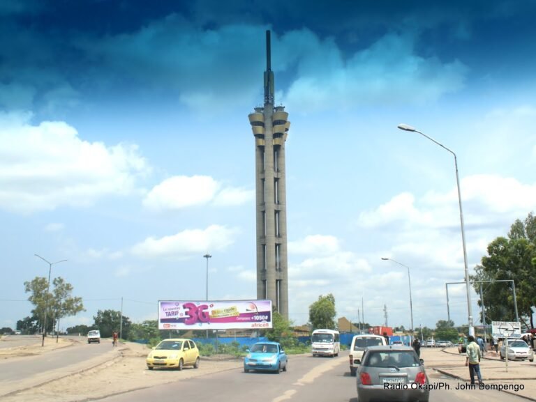 Des milliers de déplacés du Kivu en détresse à Kinshasa