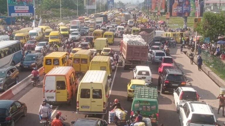 Masina : embouteillages monstres sur la chaussée Pétro‑Congo qui se dégrade