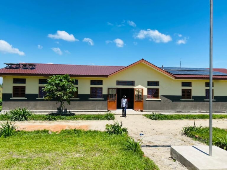 L’UNICEF alerte sur la saturation de la crèche d’Ebola et l’effondrement des accouchements hospitaliers en Ituri