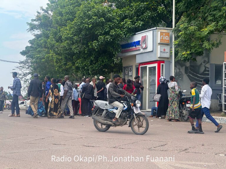 La DINACOPE explique le retard de la paie des enseignants de Malemba Nkulu par un « délestage » financier de Caritas