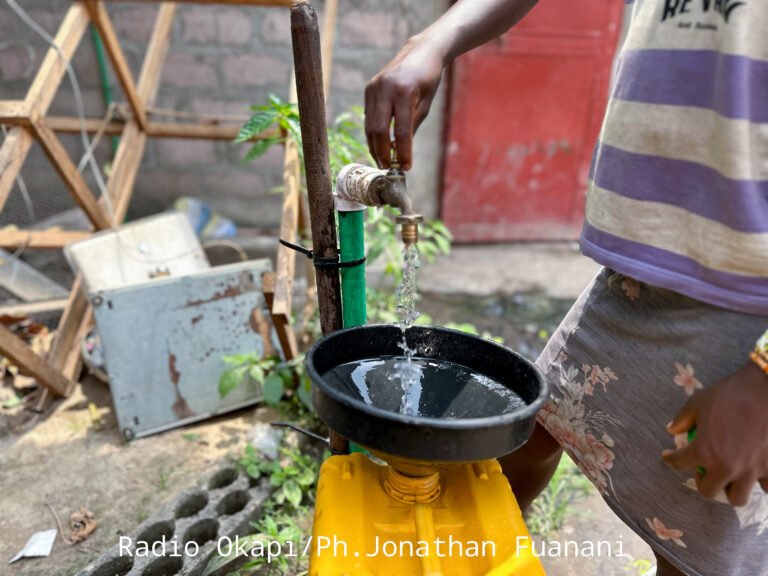 Nord-Kivu : MSF vole au secours de Kibirizi, privée d’eau potable depuis trois mois
