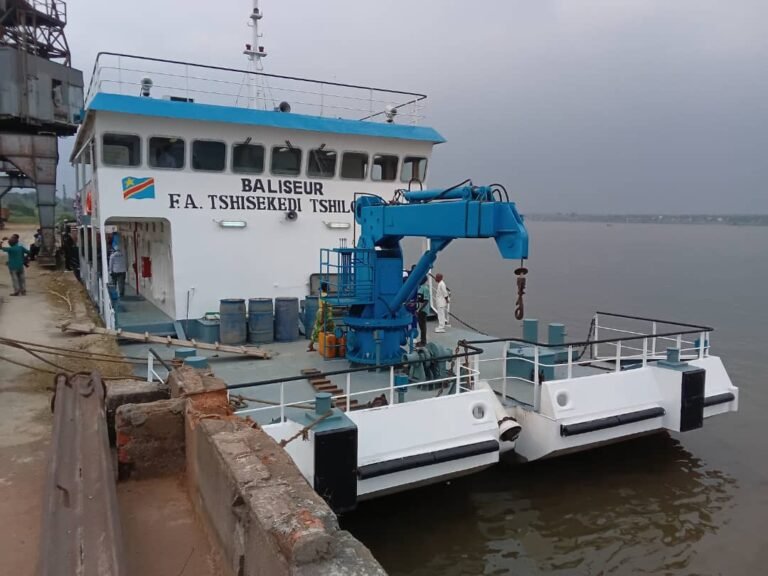 La RVF se dote d’un bateau baliseur sur le bief Lualaba-Ubundu-Kindu, une première depuis 40 ans