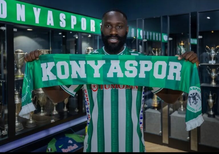 Mercato : Arthur Masuaku quitte Sunderland et fait son retour en Turquie