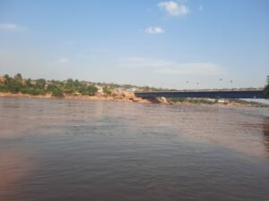 Grand Kasaï : un camion tombe dans la rivière kaluebo, plusieurs personnes portées disparues