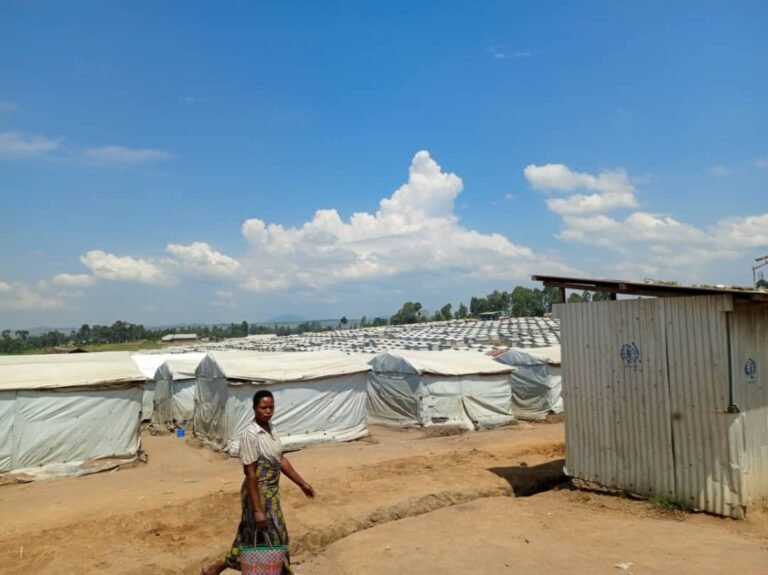 La mortalité liée à Ebola baisse sur le site de Kigonze en Ituri, mais le manque d’eau inquiète