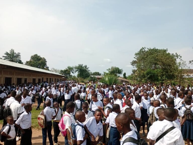 Les parents appellent à renforcer les mesures contre Ebola avant la rentrée scolaire en Ituri
