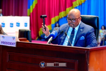7sur7 : Loi sur le référendum, Félix Tshisekedi sollicite une nouvelle délibération au Parlement