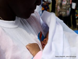 Des bébés contaminés par Ebola durant l’allaitement en Ituri