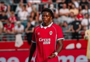 Mercato : Jules Ahoka va signer à Sunderland
